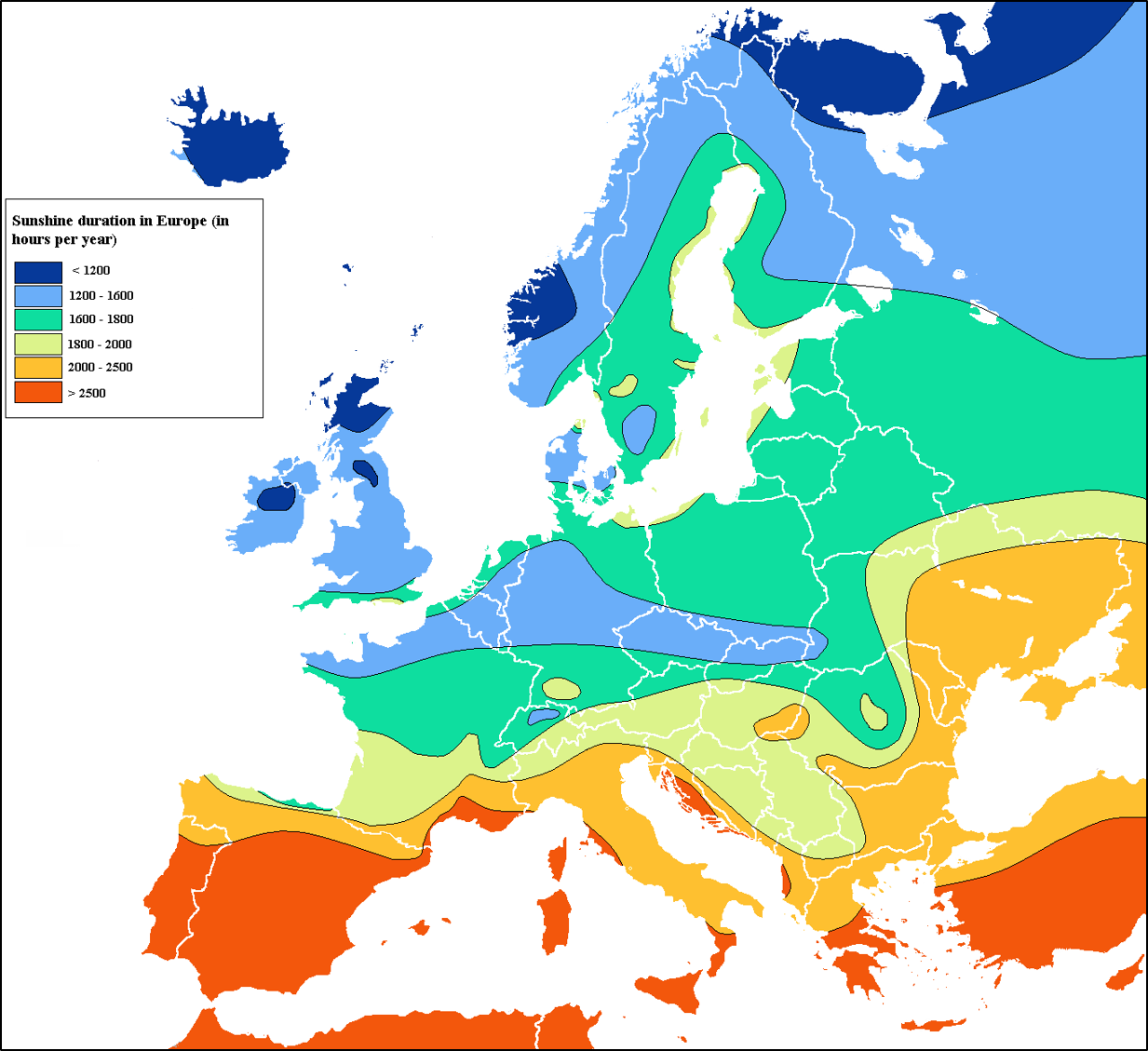 Période d'ensoleillement en Europe, en heures par année. (Source:http://averagemaps.blogspot.com/2013/10/isoline-map.html).
