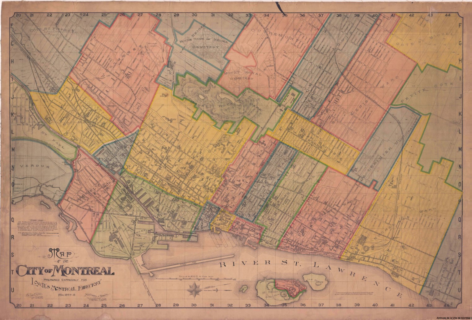 Représentations de Montréal en 1556, 1645, 1758, 1843, 1897, 1920, 1960, et 1982 (dans l’ordre allant de gauche à droite et de haut en bas). Sources: [Archives Montréal](https://archivesdemontreal.ica-atom.org/).